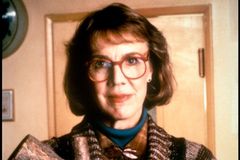 Zemřela Catherine Coulson, "dáma s polenem". Podivínce z Twin Peaks bylo 71 let