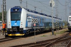 U Nymburka zemřel na kolejích muž, vlaky nabíraly zpoždění