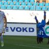 Ebus Onuchukwu slaví gól v zápase Ostrava - Plzeň