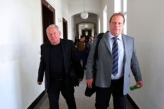 Nejvyšší soud potvrdil bývalému příslušníkovi StB Ladislavu Irovskému trest za zbití Petra Placáka