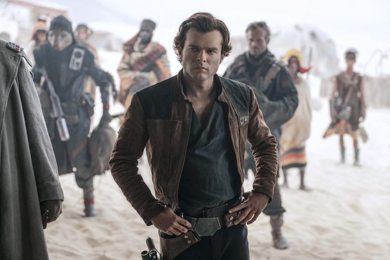 Alden Ehrenreich jako mladý Han Solo ve snímku Solo: A Star Wars Story.