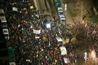 Protiislámskému hnutí Pegida zase roste podpora, v Drážďanech dnes demonstrovalo 9000 lidí