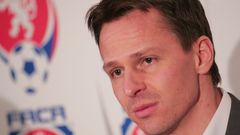 Peníze máme na několik dnů. Na provoz si musíme půjčit od mezinárodní federace, zní z FAČR