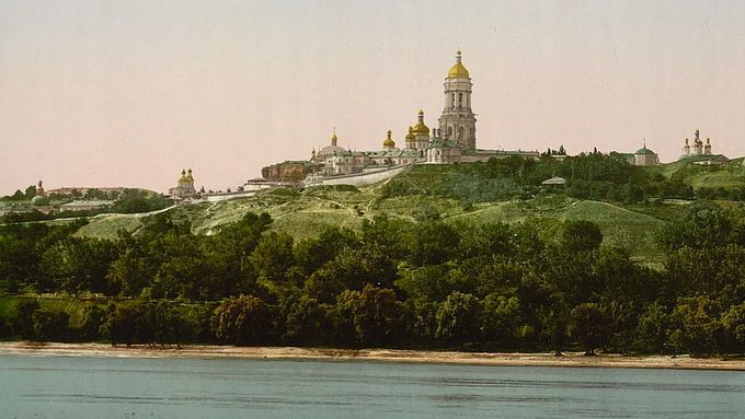 Historické fotky Ukrajiny: Od skvostných chrámů v Kyjevě po harém v Bachčisaraji