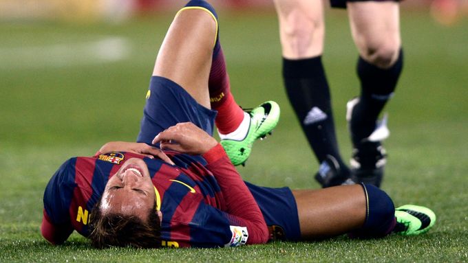 Zranění vyřadí kanonýra Neymara na několik týdnů