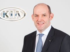 Michael Cole zastává funkci provozního ředitele Kia Motors Europe.