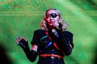 Madonna sdílela zavádějící video o koronaviru. Instagram jej překryl a obsah vyvrátil