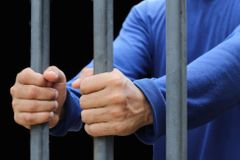 Soud projednává případ pokusu vraždy spoluvězně ve Valdicích