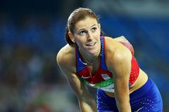 Hejnová s přehledem ovládla svůj semifinálový běh a zabojuje o medaili, Rosolová končí v semifinále
