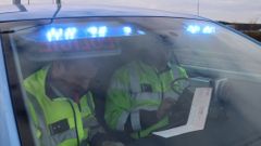 Policejní octavie v akci - prověření řidiče a vozidla