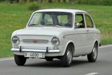 Další úspěšný licenční Fiat, Seat 850, se vyráběl v letech 1966 až 1974.