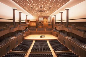 Vltavská filharmonie nepředčí operu v Sydney. <strong>Kniha</strong> hledá inspiraci v jiných městech