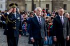 Politici si na Vítkově připomněli vznik státu, pietu doprovodil přelet letounů