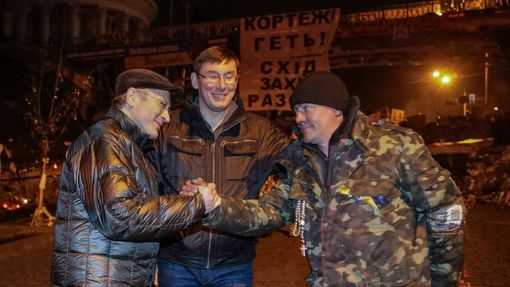 Michail Chodorkovskij navštívil demonstranty na Majdanu.