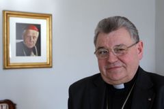 Francis elected by "important majority": Czech cardinal