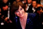 Cannes 2013: Refnova krvavá matka, Redford a krásky na mokrém koberci