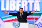 Berlusconimu v čele nové strany roste mocenský apetit