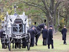 Mezi všemi mercedesy ten nejluxusnější vůz. Přesto v něm nikdo nechce jezdit