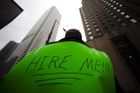 Britská nezaměstnanost: jednu práci chce deset zájemců