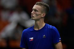 Tenisty povede v Davis Cupu proti Izraeli Lehečka s Macháčem, vrací se Kopřiva