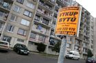 Ceny bytů dál padaly, nejhorší bydlení zlevnilo nejvíc
