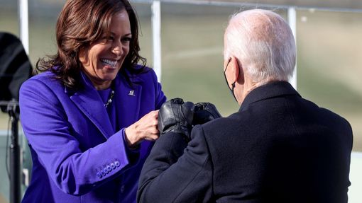Viceprezidentka USA Kamala Harrisová a prezident Joe Biden po inauguraci.
