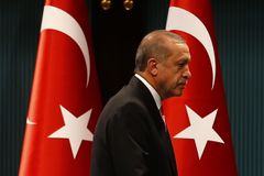Turecká centrální banka se vzepřela Erdoganovi a zvýšila úroky