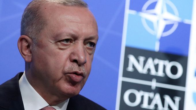 Recep Tayyip Erdogan na summitu NATO.