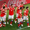 Rusové slaví gól Jurije Gazinského na 1:0 v zápase se Saúdskou Arábií na MS 2018