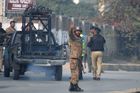 V Pákistánu popravili po masakru ve škole dva islamisty