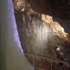 Obrazem: V alpských jeskyních se testují skafandry pro misi na Mars