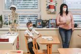 Redakce Aktuálně.cz se podívala, jak vypadá testování dětí v praxi, konkrétně na Základní škole Antonína Čermáka v Praze 6.