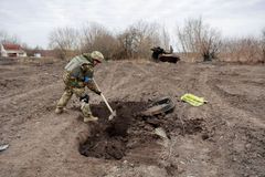 Nejsme jako Rusko. Naši vojáci nemrznou mrtví na bojišti, líčí analytik z Kyjeva