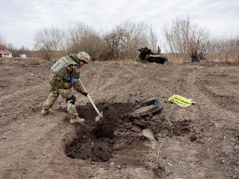 Nejsme jako Rusko. Naši vojáci nemrznou mrtví na bojišti, líčí analytik z Kyjeva
