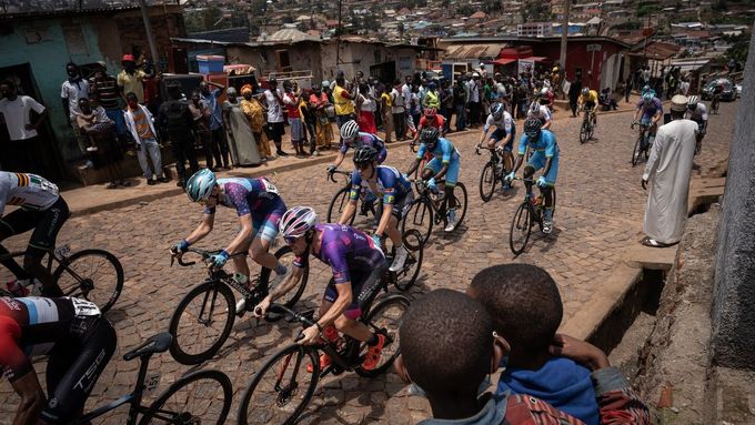 Závod Kolem Rwandy je tradiční součástí cyklistického kalendáře. Teď do Afriky zavítá i mistrovství světa.