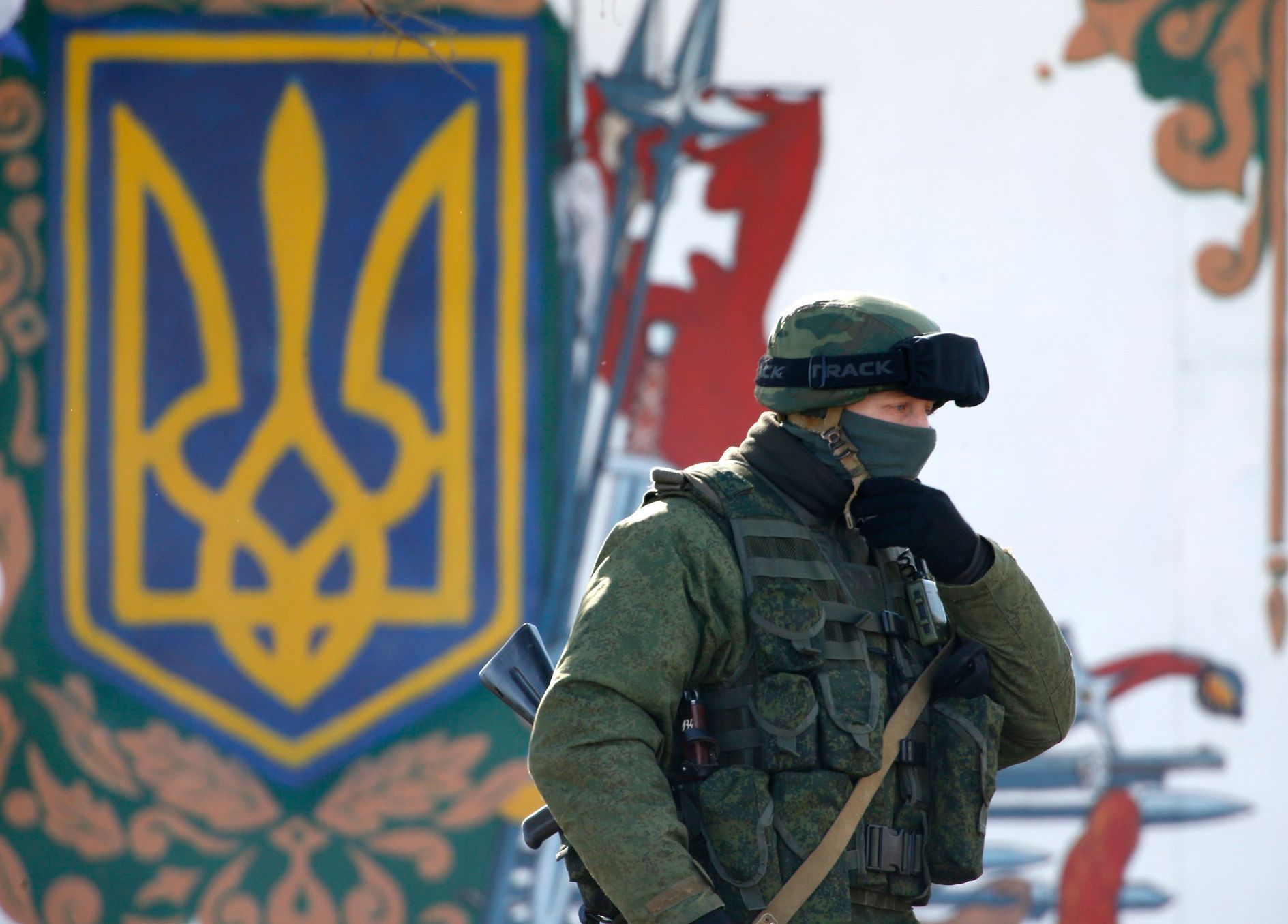 Ukrajina - Krym - Privolnoje - ruští vojáci - 5. 3. 2014