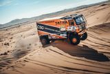 Devátý ročník pouštního závodu nabídl dvanáct náročných etap a nejlepším možným způsobem připomněl odkaz zakladatele Rallye Paříž - Dakar, Thierryho Sabine.
