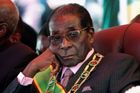 Mugabeho pád? Lidi v Zimbabwe víc trápil ekonomický propad než autoritářský prezident, říká Homolka