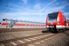 V Německu stávkují strojvedoucí, chtějí vyšší mzdy. Protest ochromil vlakovou dopravu