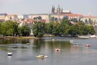Obrazem: Nejteplejší pražský 7. srpen za dvě stě padesát let