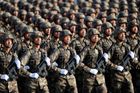 Čína cvičila na vojenskou přehlídku, kterou navštíví Zeman