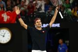 Obrovská úleva zračící se ve tváři dvacetinásobného grandslamového šampiona. Federer nakonec vyhrál po setech 4:6, 7:6, 6:4, 4:6 a 7:6. V osmifinále si zahraje s Maďarem Martonem Fucsovicsem.