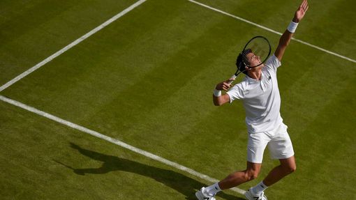 Milos Raonic v 1. kole Wimbledonu 2016.