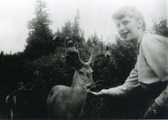 Sylvia Plathová na archivním snímku.