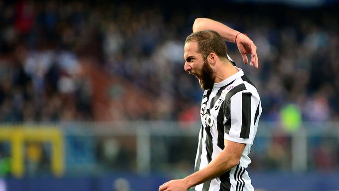 Gonzalo Higuaín v Janově skóroval, ale Juventusu to k bodům proti Sampdorii nestačilo.