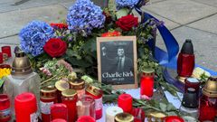 Iryna Zarutska, Charlie Kirk, Praha, pietní místo, USA, vražda