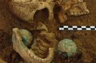 Archeologové našli u Znojma hrob dítěte z doby kamenné