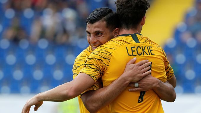Mathew Leckie a Andrew Nabbout