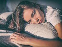 Ženy potřebují víc odpočinku než muži. Spánek se stal novým feministickým problémem