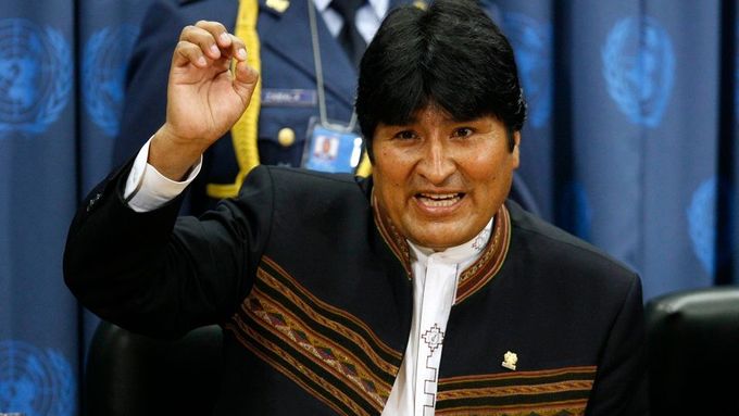 Evo Morales zdůvodňuje rozhodnutí malými investicemi.